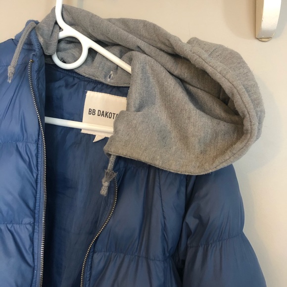 BB Dakota Puffer Jacket with Removable Hood. Small - Picture 3 of 6